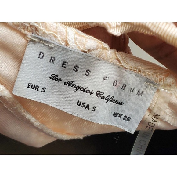 Dress Forum Ivory Lace Scalloped High Neck Midi Criss Cross Back Dress Size S - Picture 8 of 11